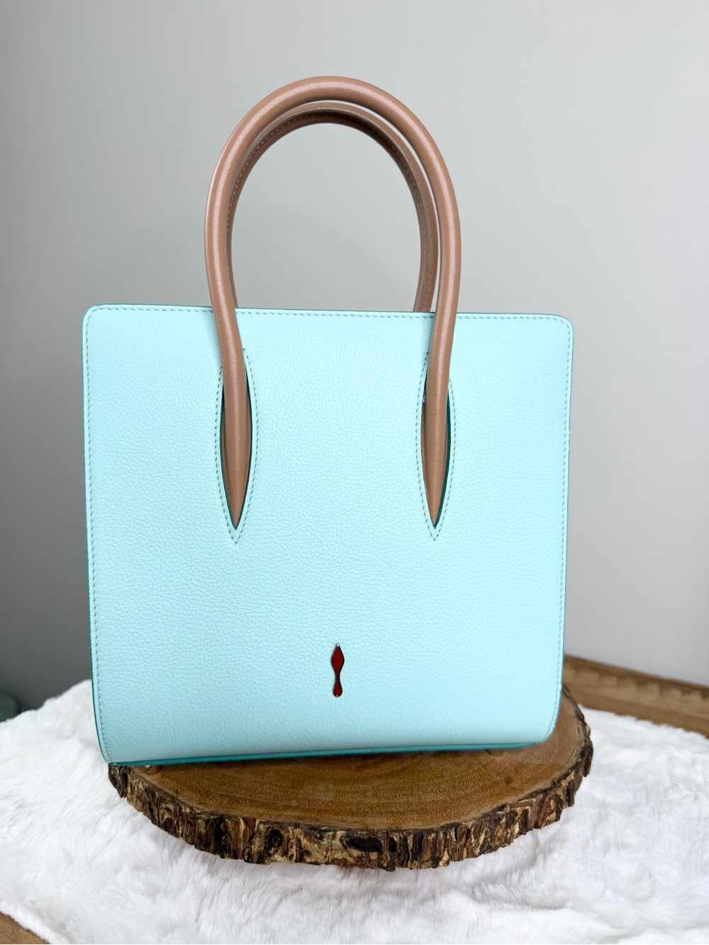 Christian Louboutin Small Paloma Handbag/Crossbody COA - Picture 3 of 14